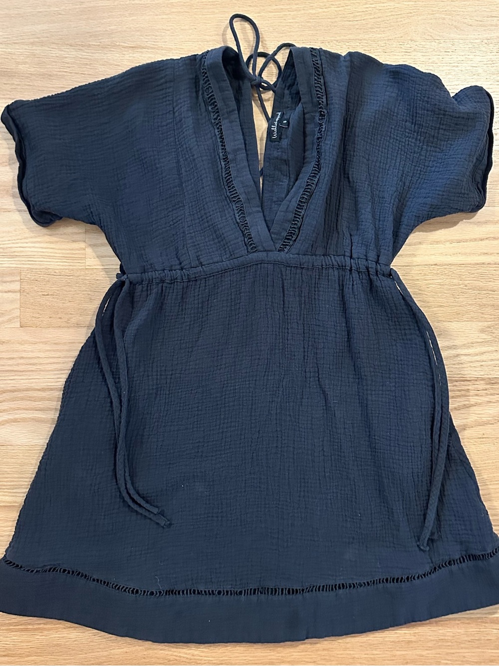 Women’s Gauze V-Neck Tie Waist Tunic Dress